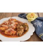 Conchile ao tomato, espetinho de sobrecoxa de frango (650g)